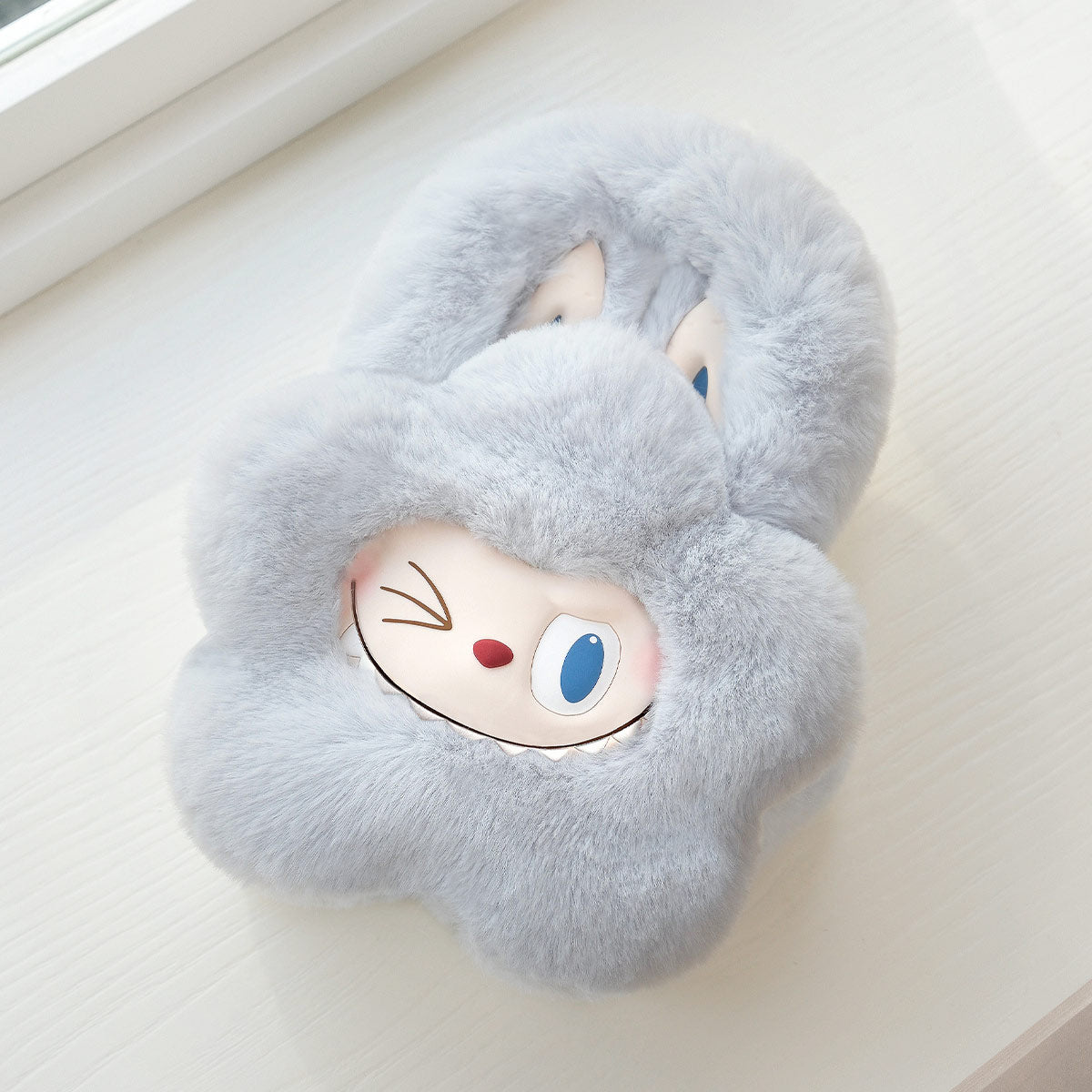 POP MART THE MONSTERS Classic Series Plush Flower Bag